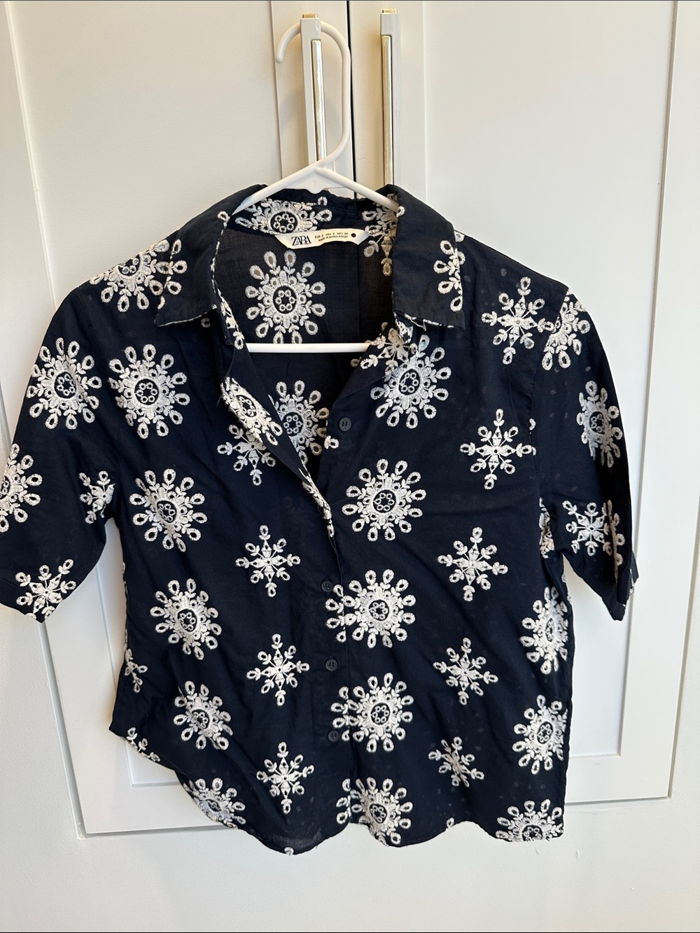 Zara Navy Short-Sleeve Button-Up with White Embroidered Motifs